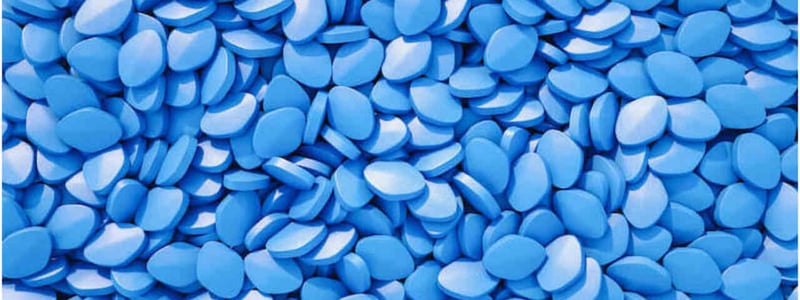 Blaue Viagra-Tabletten in Form einer Raute.